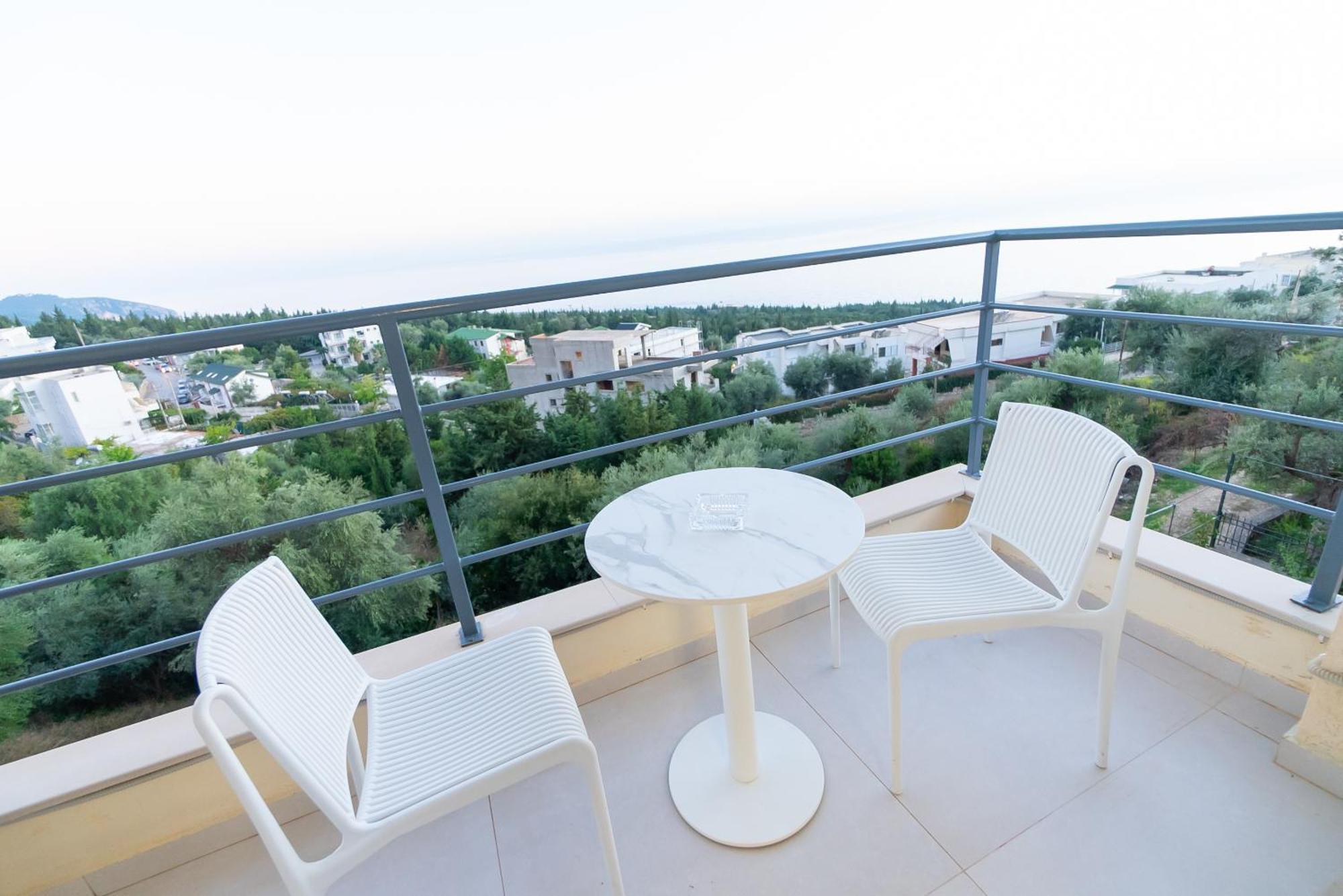 Kotarja Apartments Дермі Екстер'єр фото